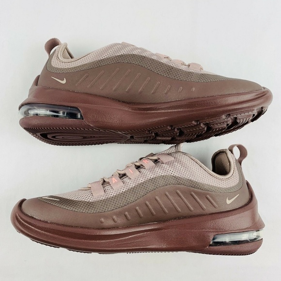 NWB Womens Nike Air Max Axis Athletic Running - Picture 7 of 8